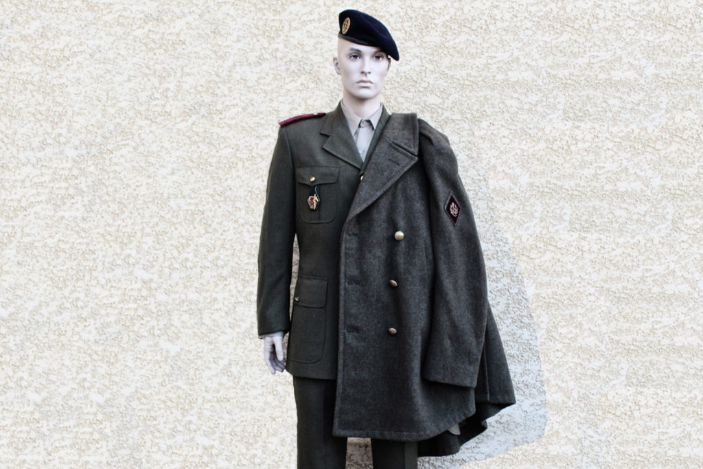 Uniforme aspirant médecin militaire (1970)